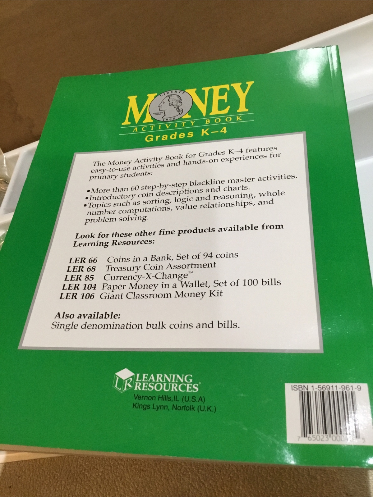 Learning Resources Classroom Money Kit grades K-4 with activity book- BRAND NEW
