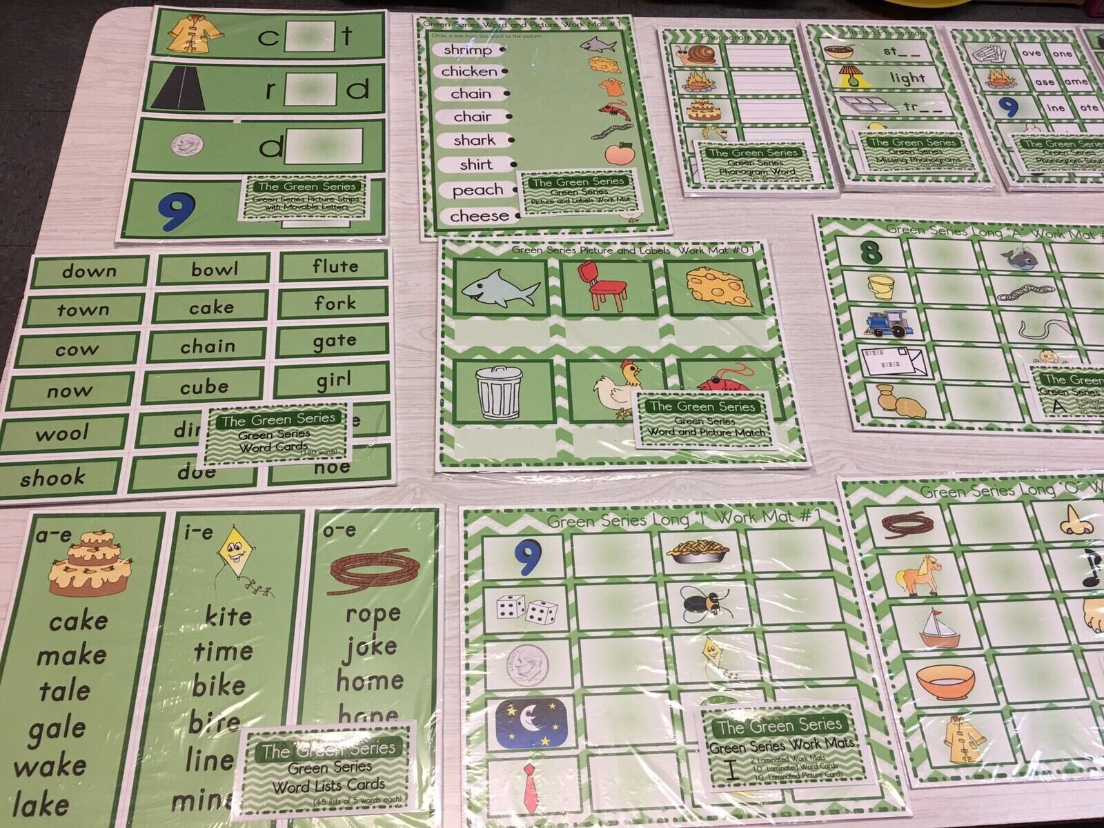 The Green Series – Language Kit – (17) Montessori Materials for Primary Language