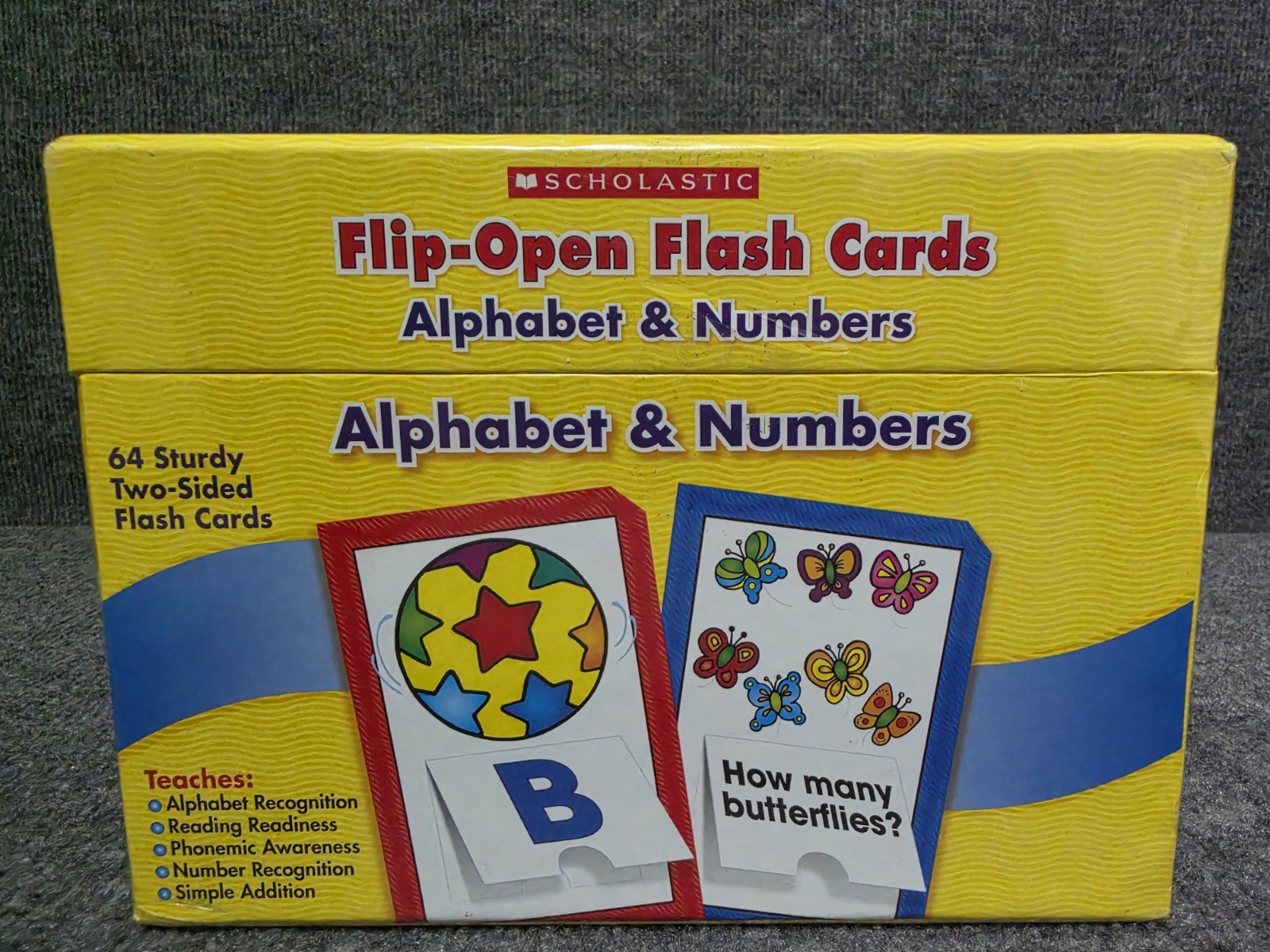 Scholastic Flip-Open Flash Cards ALPHABET & NUMBERS