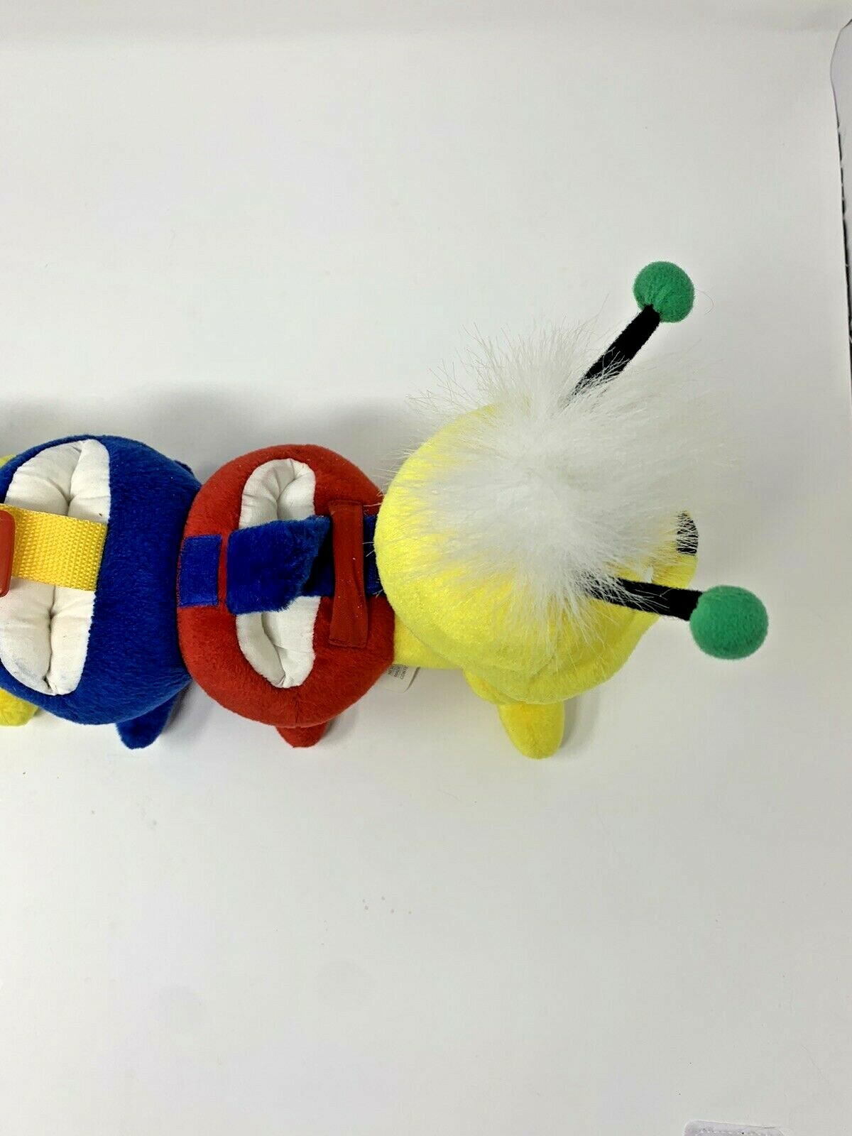 21″ Discovery Toys Caterpillar Dress-A-Pillar Plush Learning Toy 2012 Used