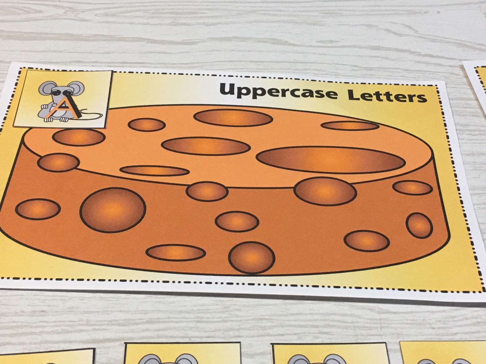 Upper And Lower Case Mouse Sort -Laminated Activity Cards Set