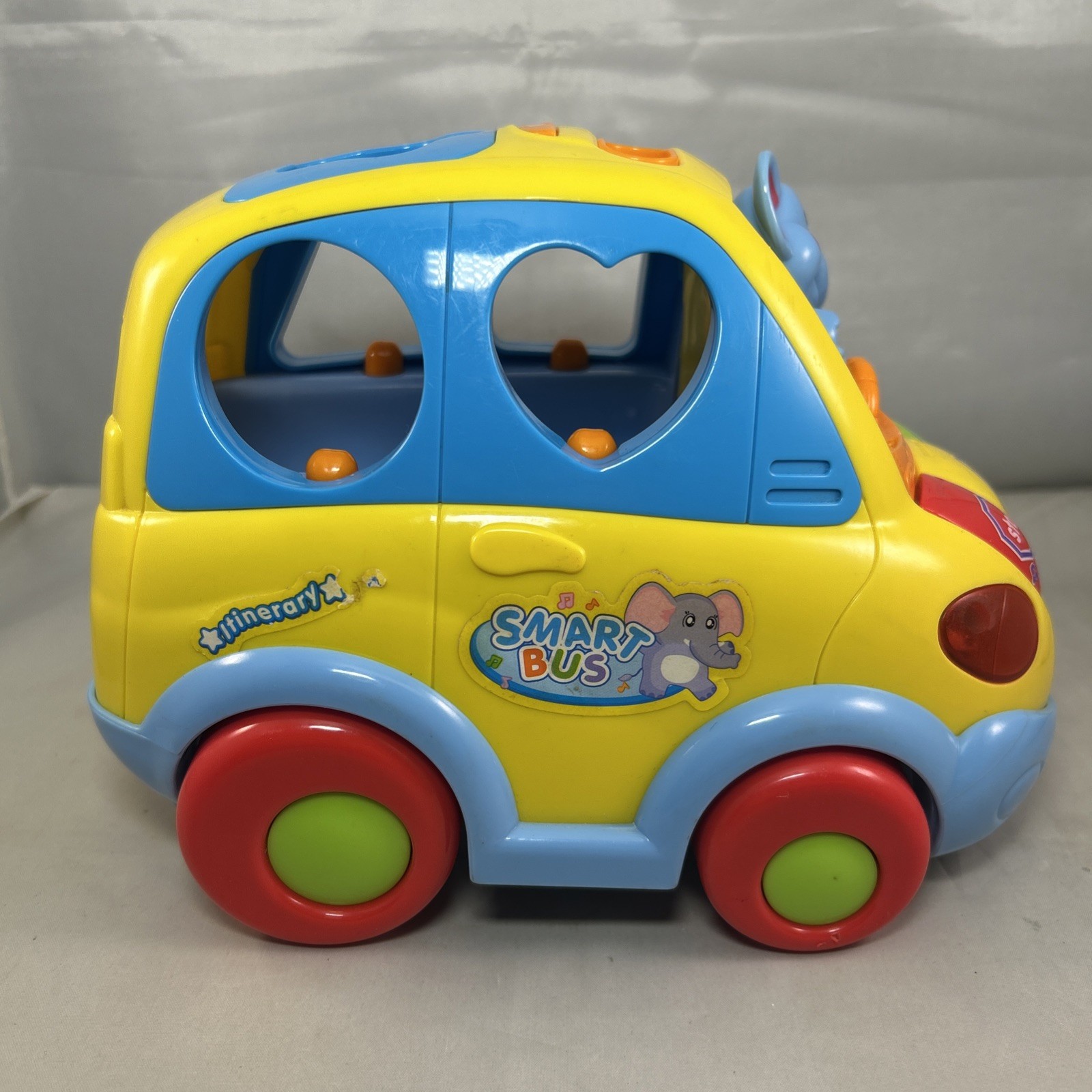 HuiLe Toys Clever Coupe Smart Bus or Shape Sorter Car Educational Activity Toy