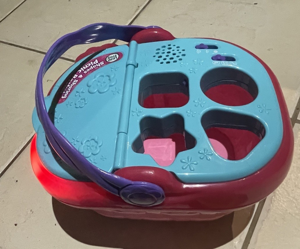 Leapfrog Shapes and Learning Picnic Basket Interactive Pink and Blue Full Set