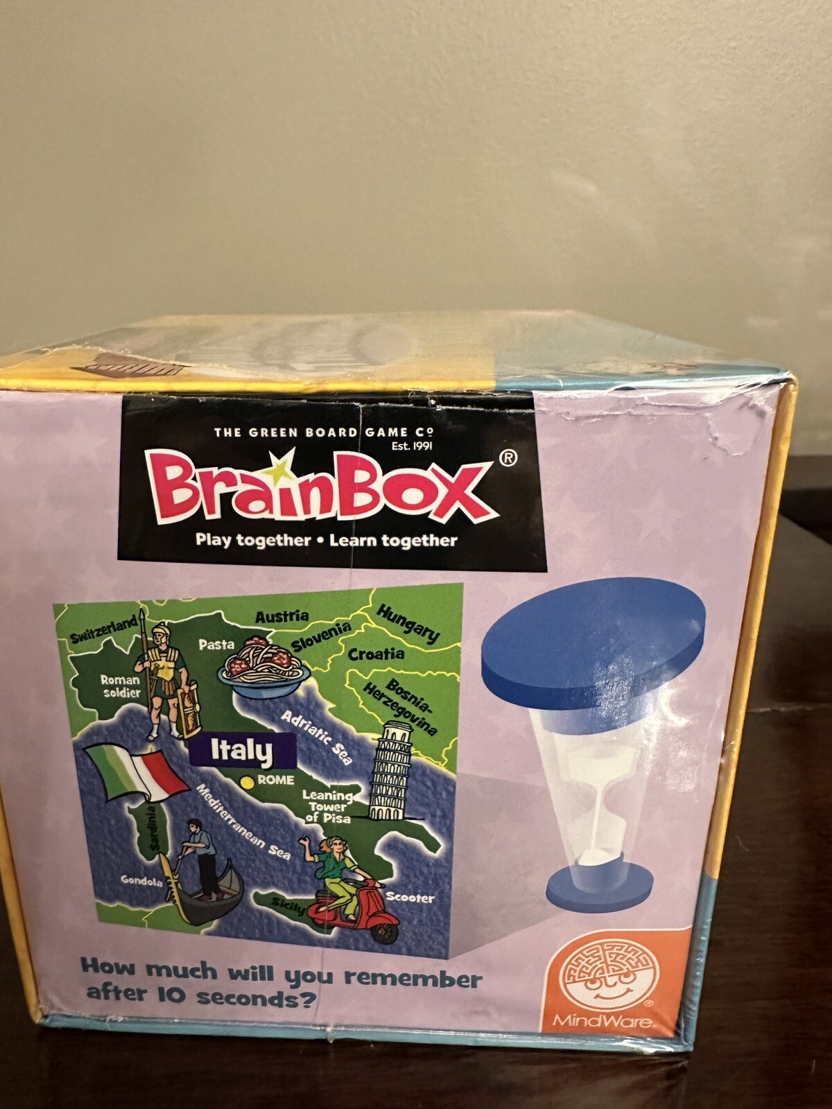 **NEW** MindWare Brain Box “Around The World” Educational Card Game.