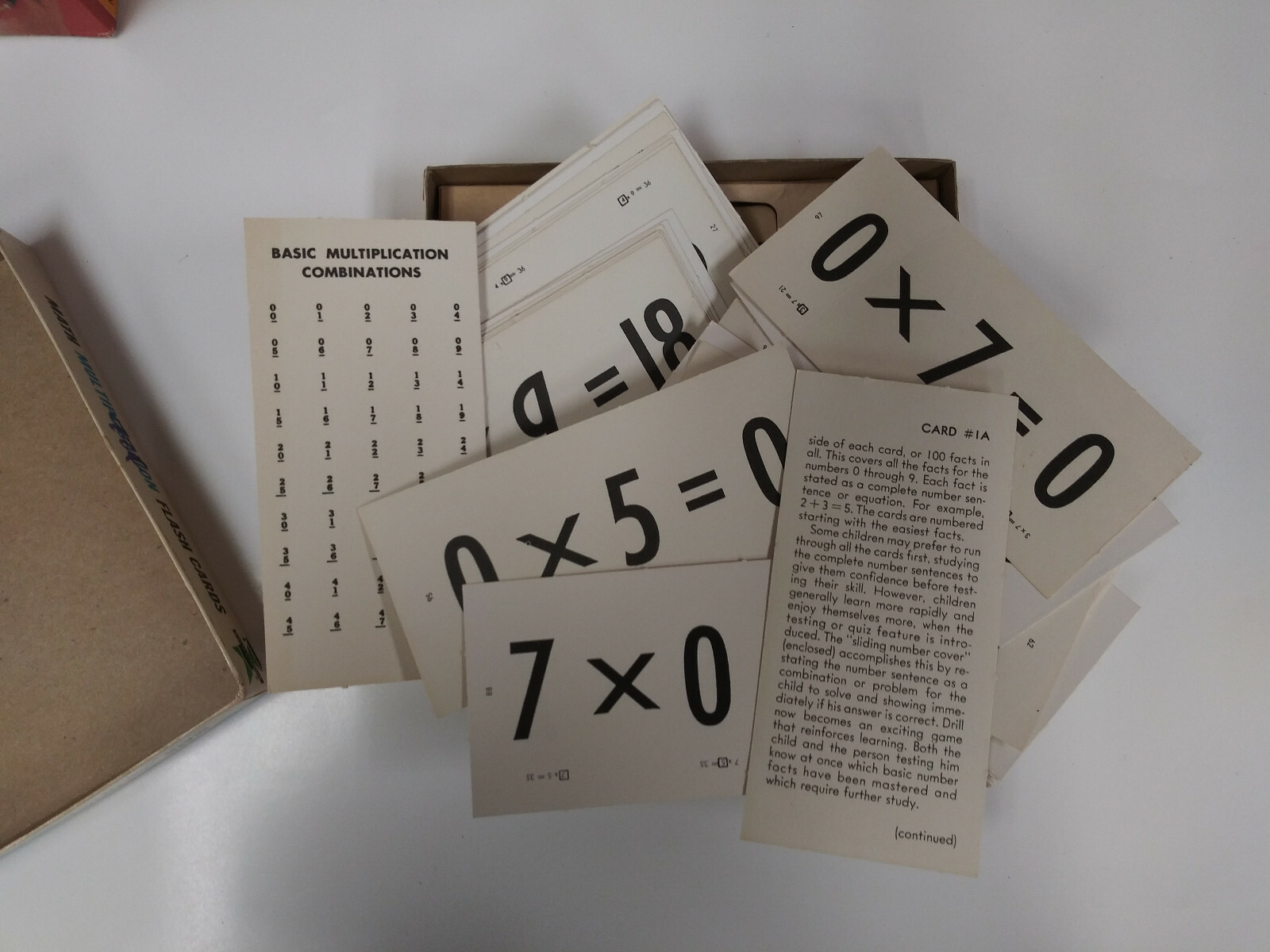 Math multiplication flashcards ed-u-cards 1976 Crayola cards vintage