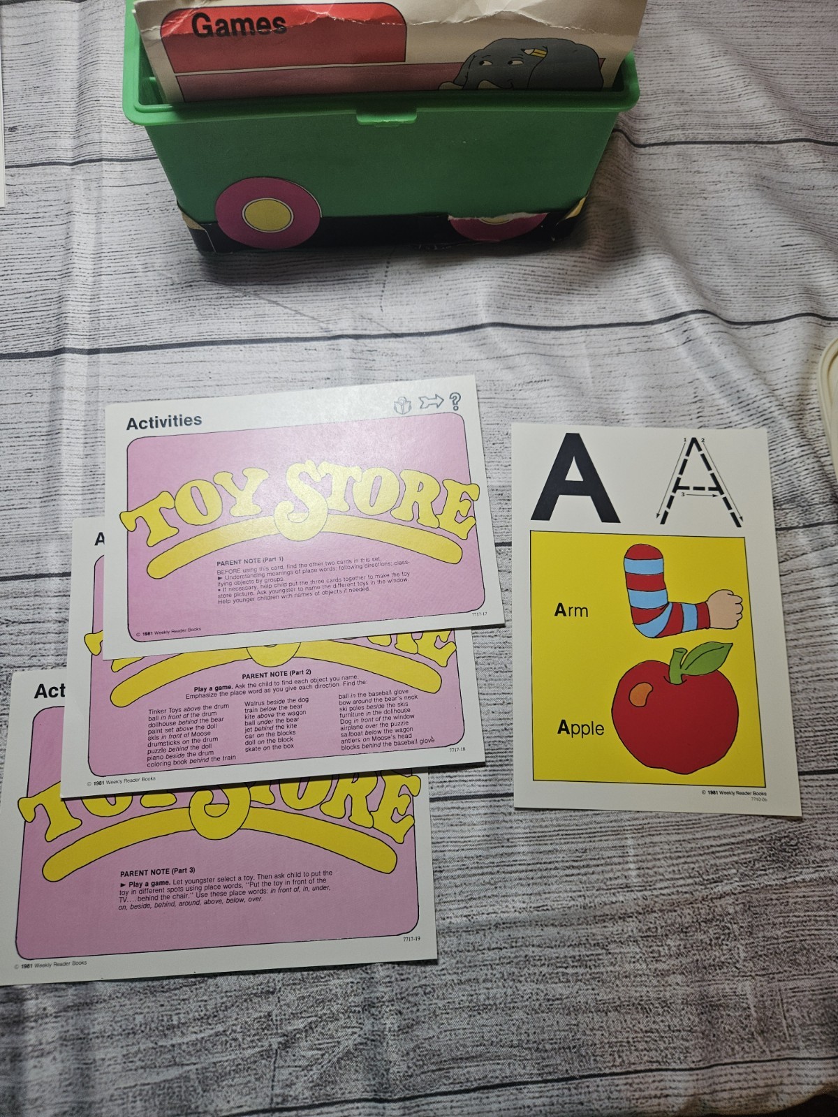 Vintage Sweet Pickles Preschool Program Learning Case Activity Bus Full w/Cards