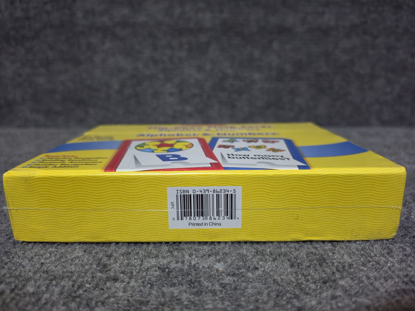 Scholastic Flip-Open Flash Cards ALPHABET & NUMBERS