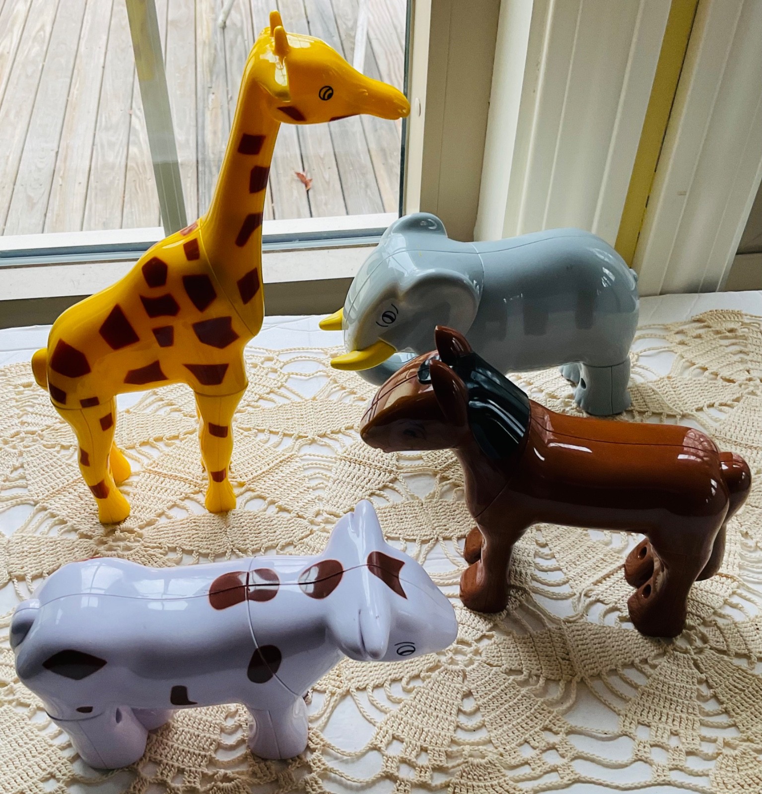 Lakeshore Learning Animal Magnetic Lot of 4 Giraffe,Cow,Elephant, Horse