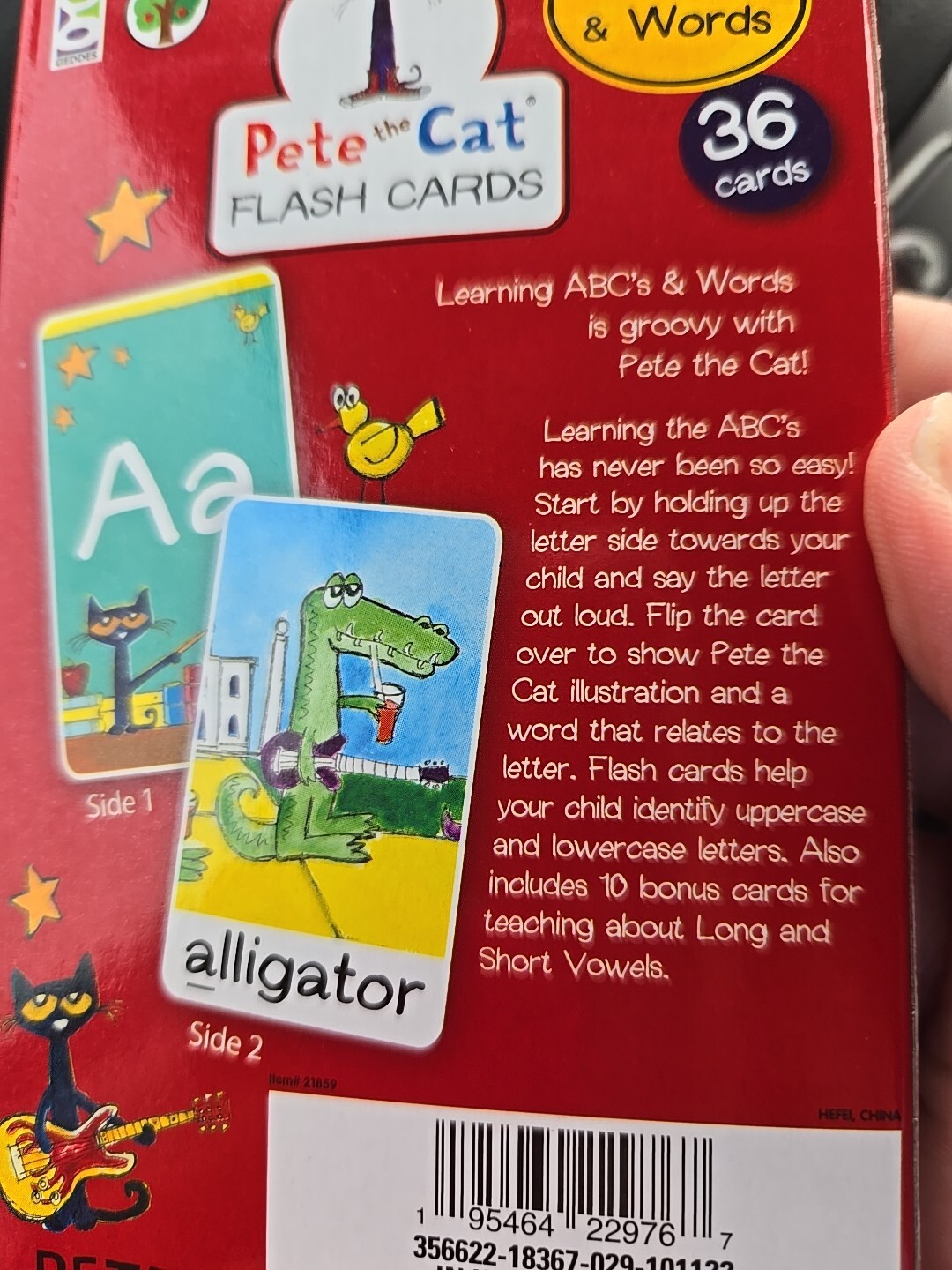 Pete the Cat ABC’s and Words Flash Cards – Ages 3+ – 36 Cards
