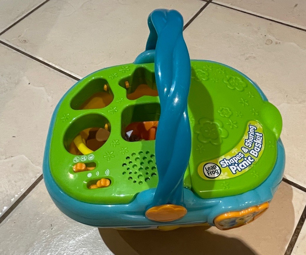 Leapfrog Shapes and Learning Picnic Basket Interactive Green Blue – Working