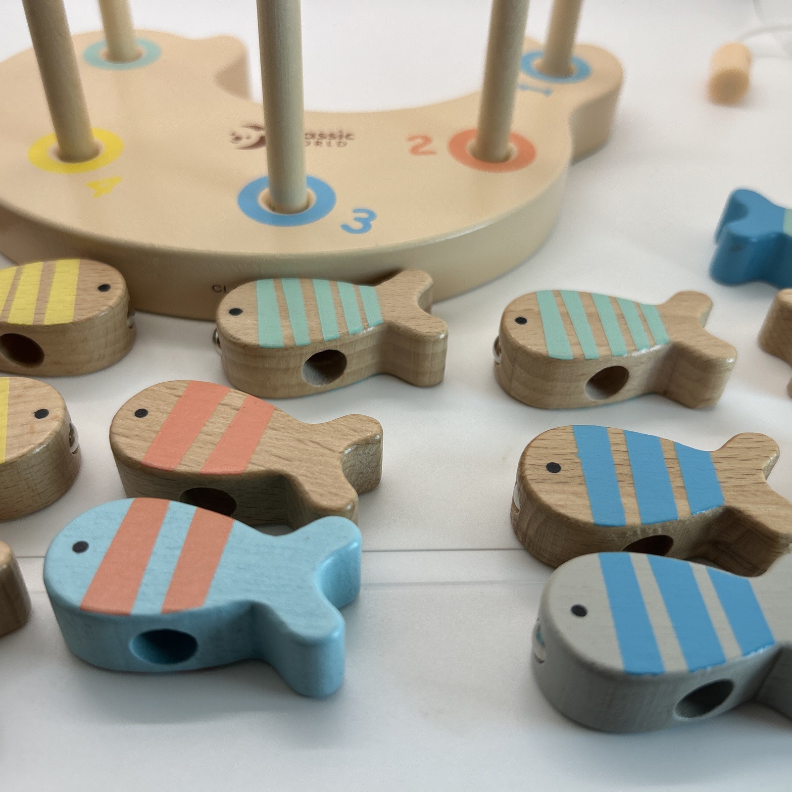 Classic World Toys – Wooden Magnetic Fishing Game Counting