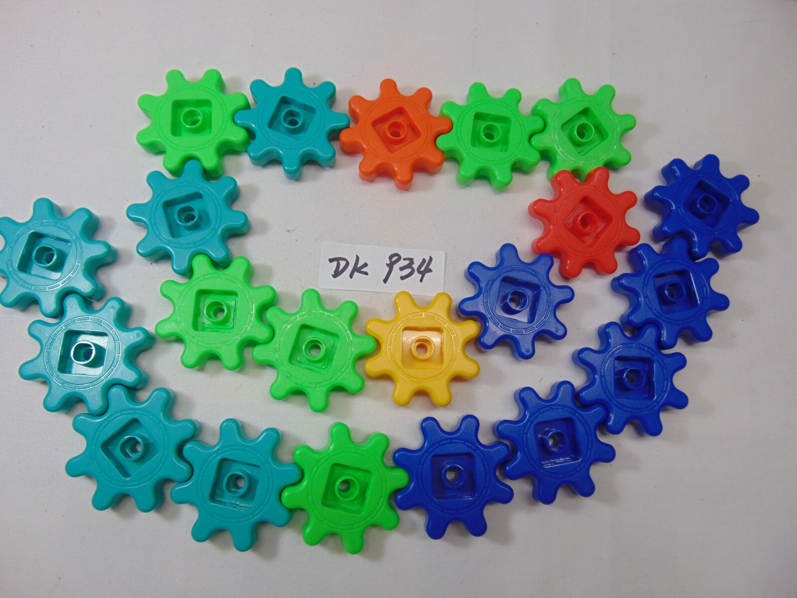 Learning Resources Under The Sea Building Replacement Part Lot of 21 Gears