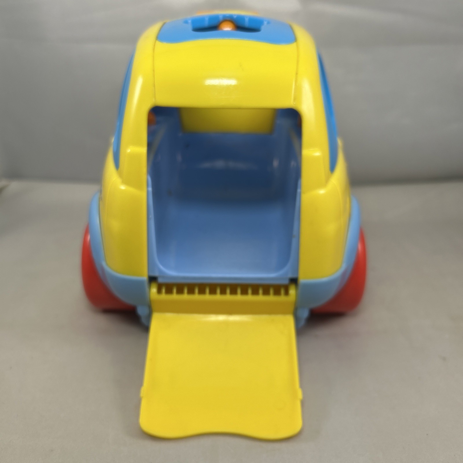 HuiLe Toys Clever Coupe Smart Bus or Shape Sorter Car Educational Activity Toy