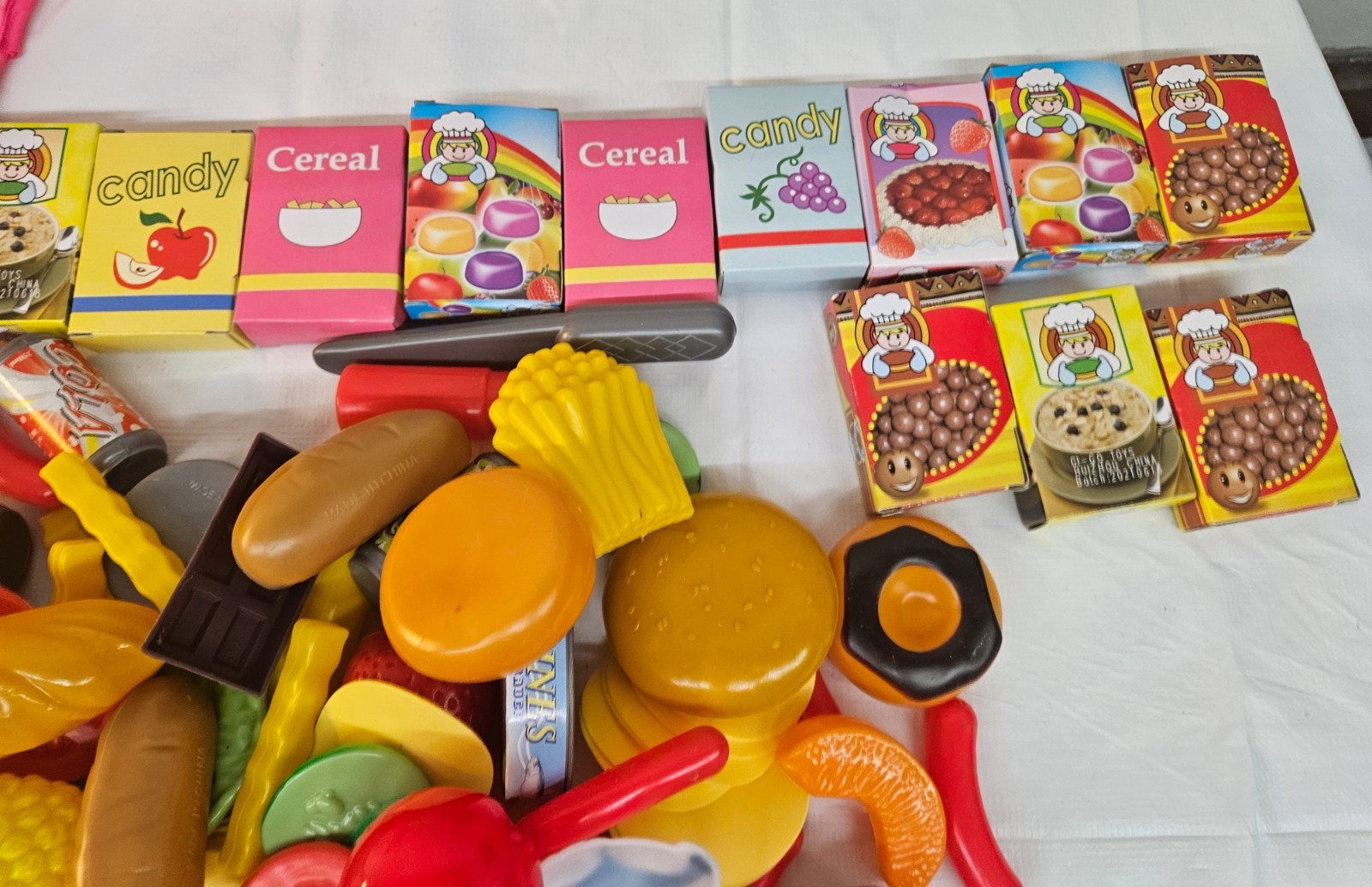 GI-GO Toys 100 Piece Grocery Food Item Toys Pretend Play Toys w Bag