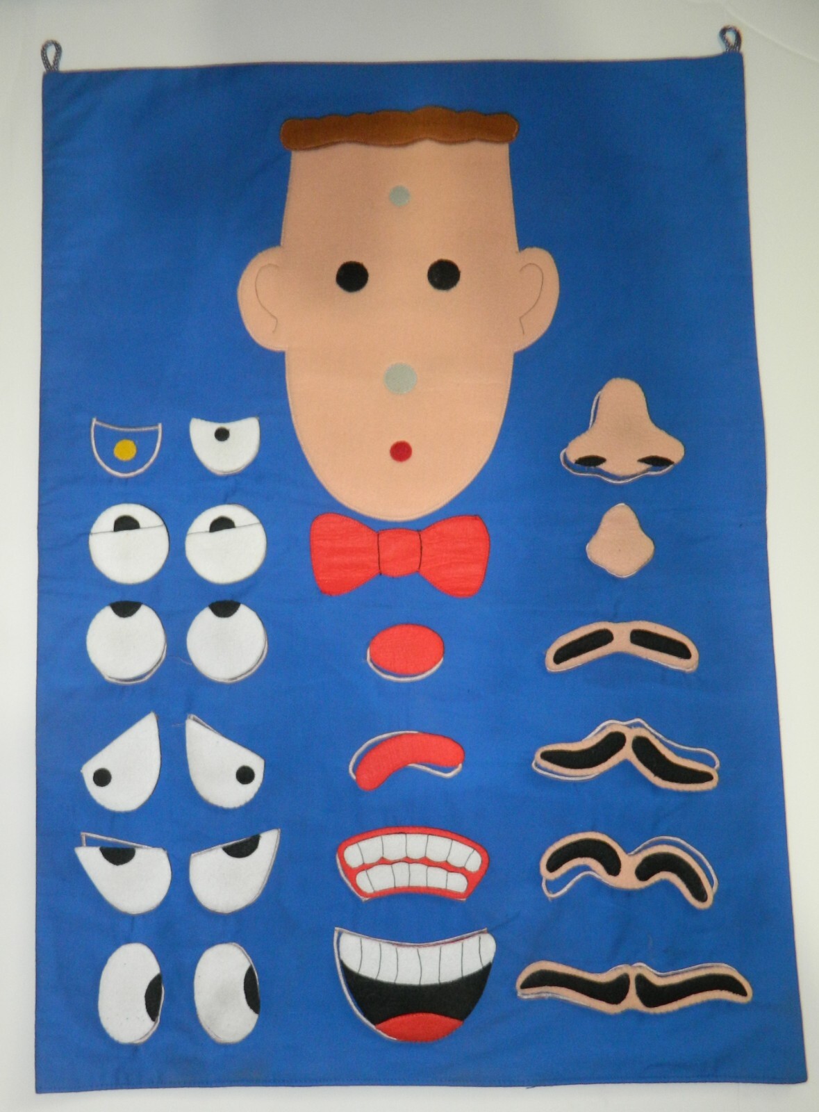 MR. FACE Hanging FABRIC WALL CHART Facial Emotions Activity* Hard To Find