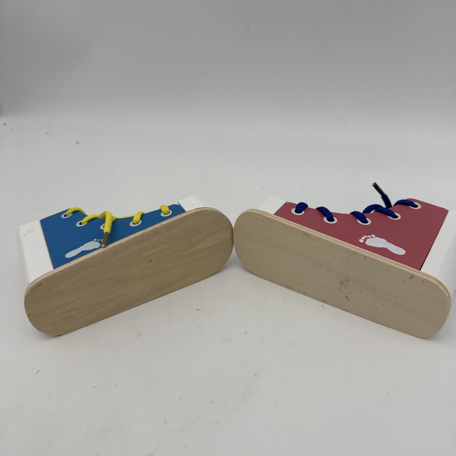 Small Foot Wooden Shoes for Lacing Shoe Tie Toys 2 Piece Educational 6475