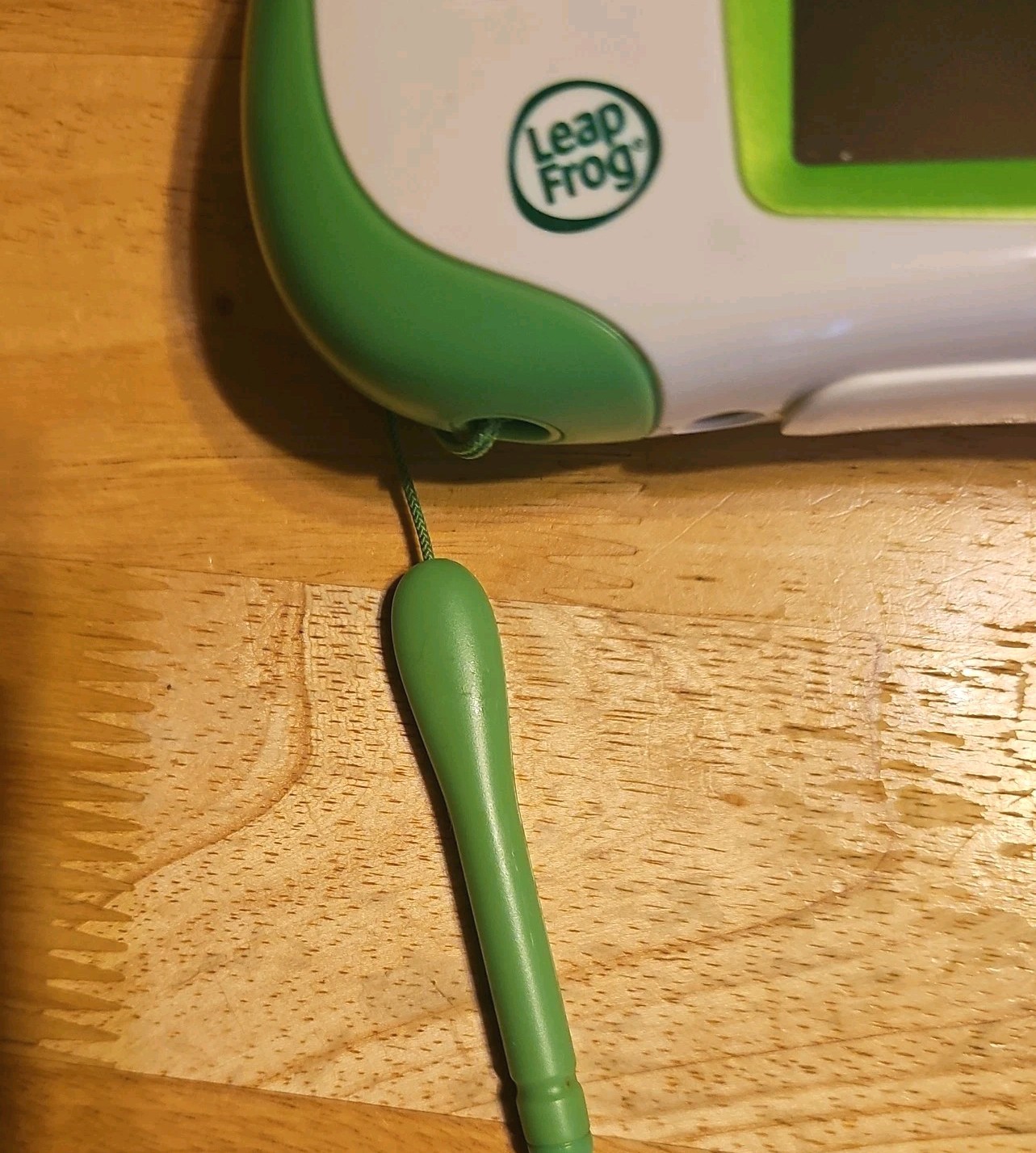 Leapster Explorer LeafFrog Handheld Learning Game Console With Stylus.