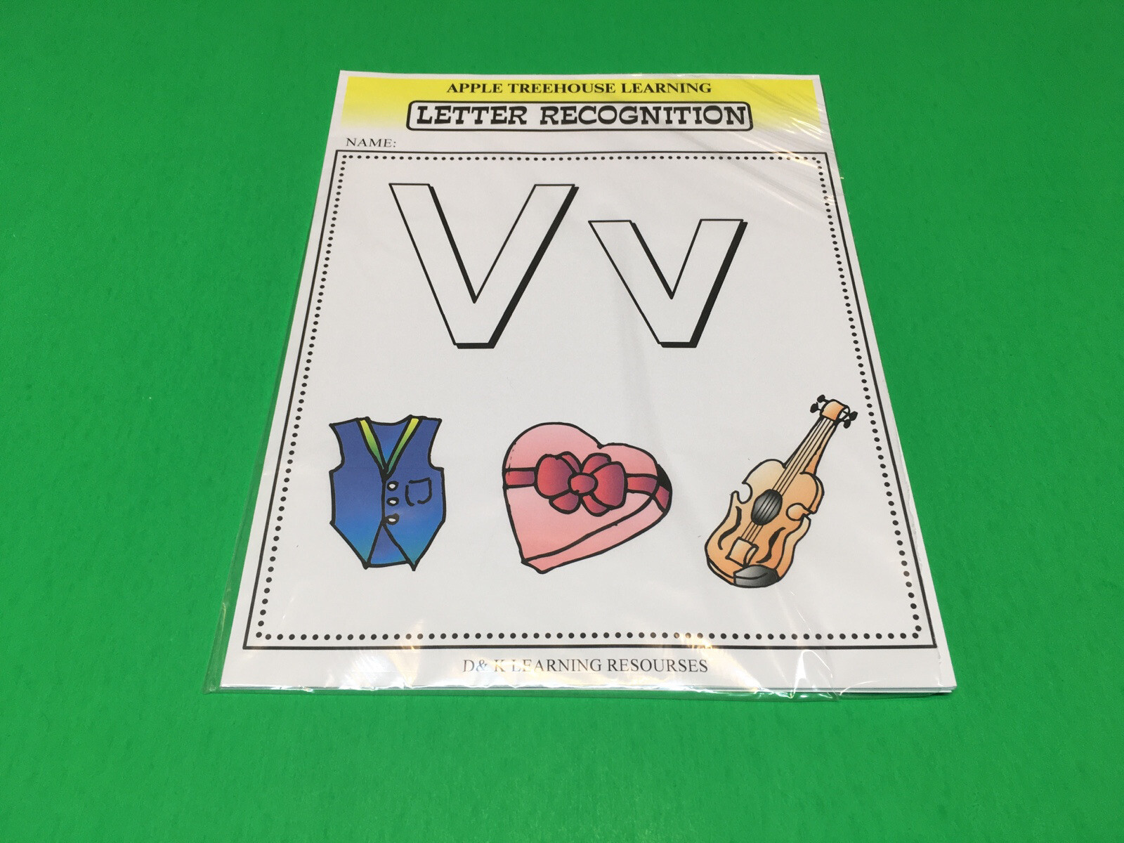 Letter Vv – Apple Treehouse Worksheets – Preschool Teaching supplies 20pgs
