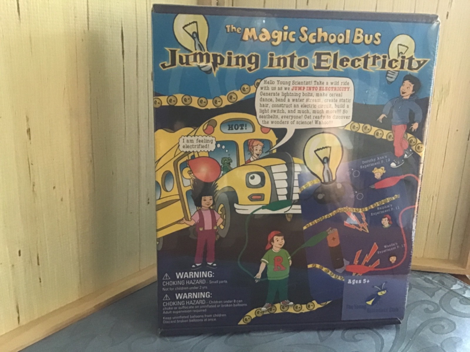 THE MAGIC SCHOOL BUS Jumping Into Electricity Kit *NEW & SEALED*