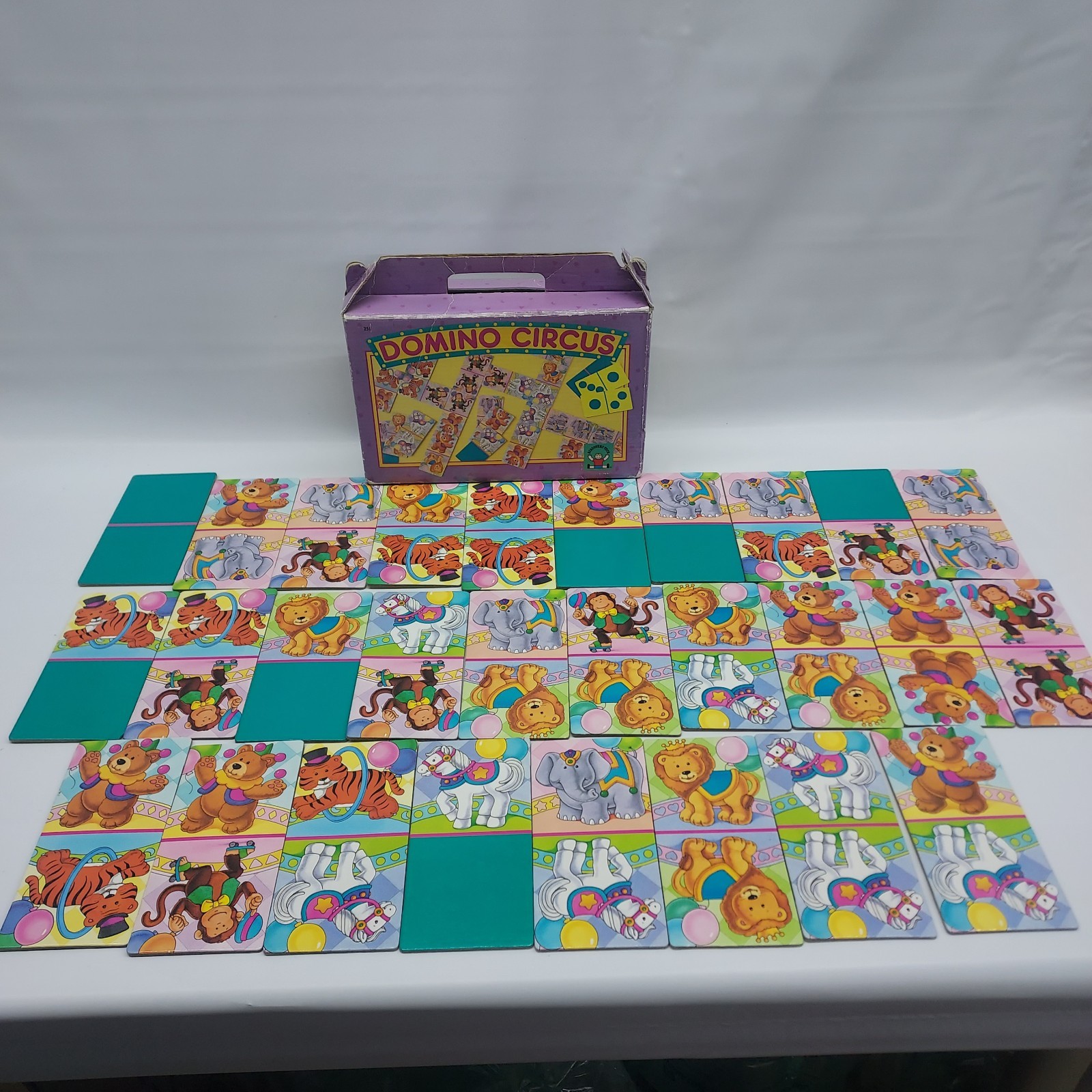 Vtg Discovery Toys DOMINO CIRCUS Game Dual Sided Matching Animals/Domino Dots