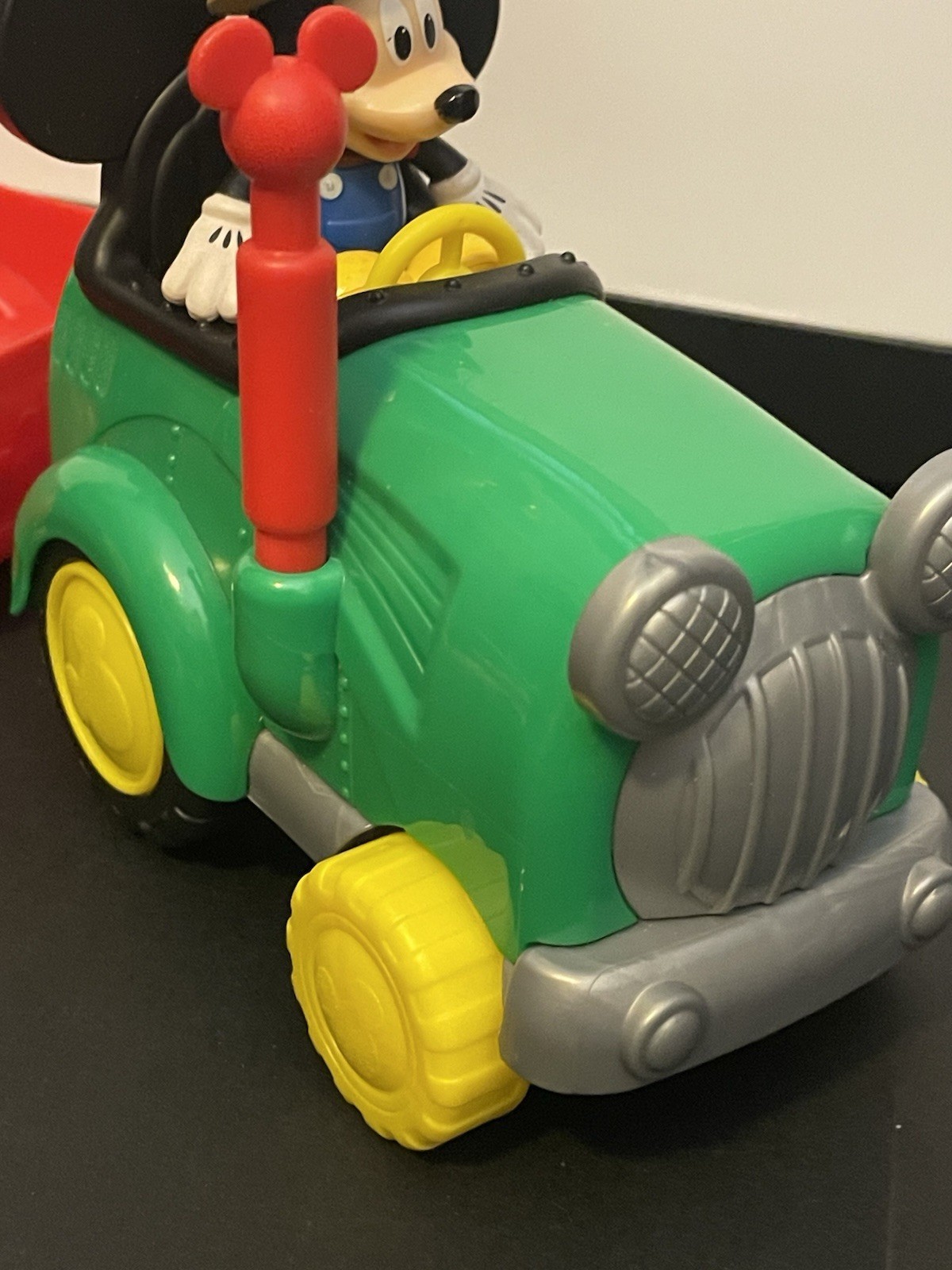 Disney Junior Mickey Mouse Barnyard Fun Tractor 3 Tomy Animals Mixed Set 3+ Fun