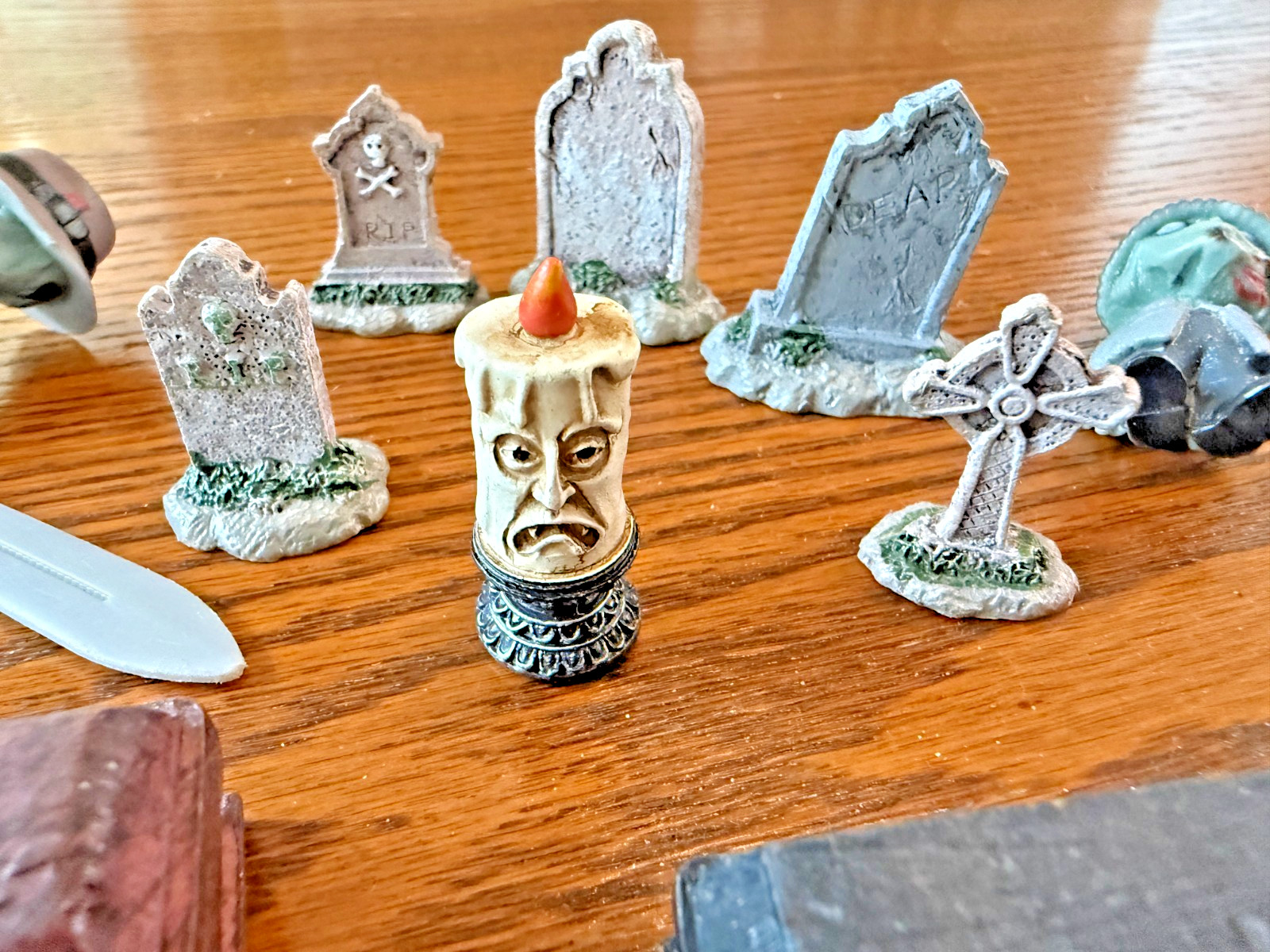 Play Therapy Sand Tray Miniature Lot – Death, Grief & Trauma Theme Coffins, Tomb