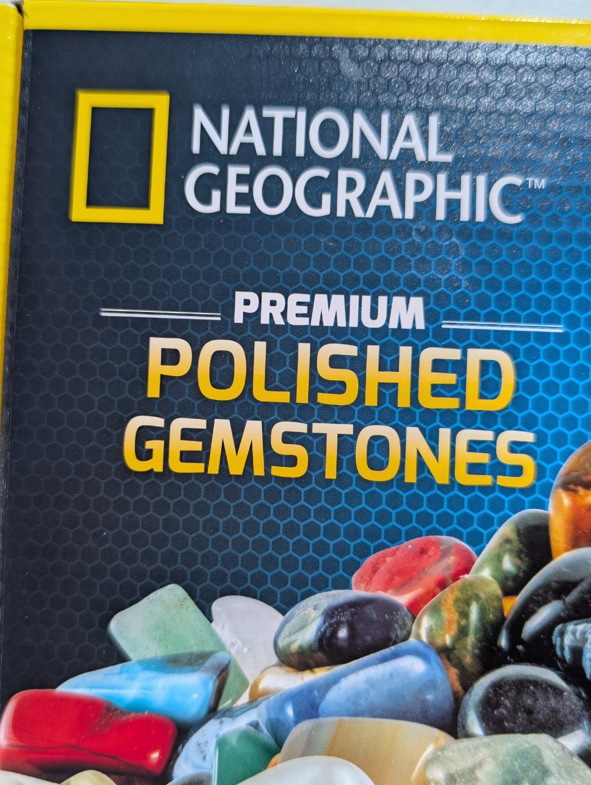 National Geographic Premium Polished Stones – 2 Pounds of 3/4-Inch Tumbled Stone