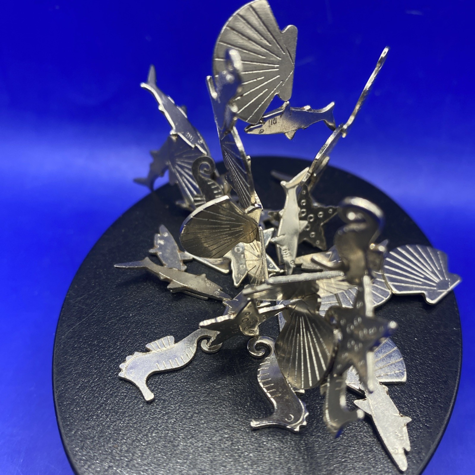 MAGNETIC SEA LIFE Mindfulness SCULPTURE, 80’s Style Desktop Sculpture, Beachy