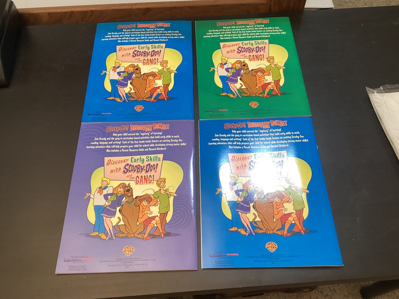 Scooby-Doo Discover Kit: 4 Books, Crayons, Games, Matching, Shapes Colors Words