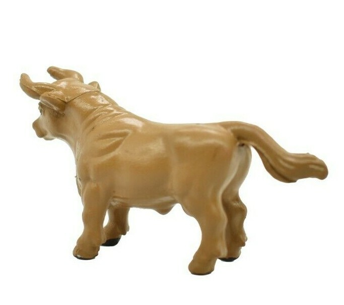 Cow, Brown Bull Realistic Small Toy Model Plastic Replica Barn Farm Animal F4149