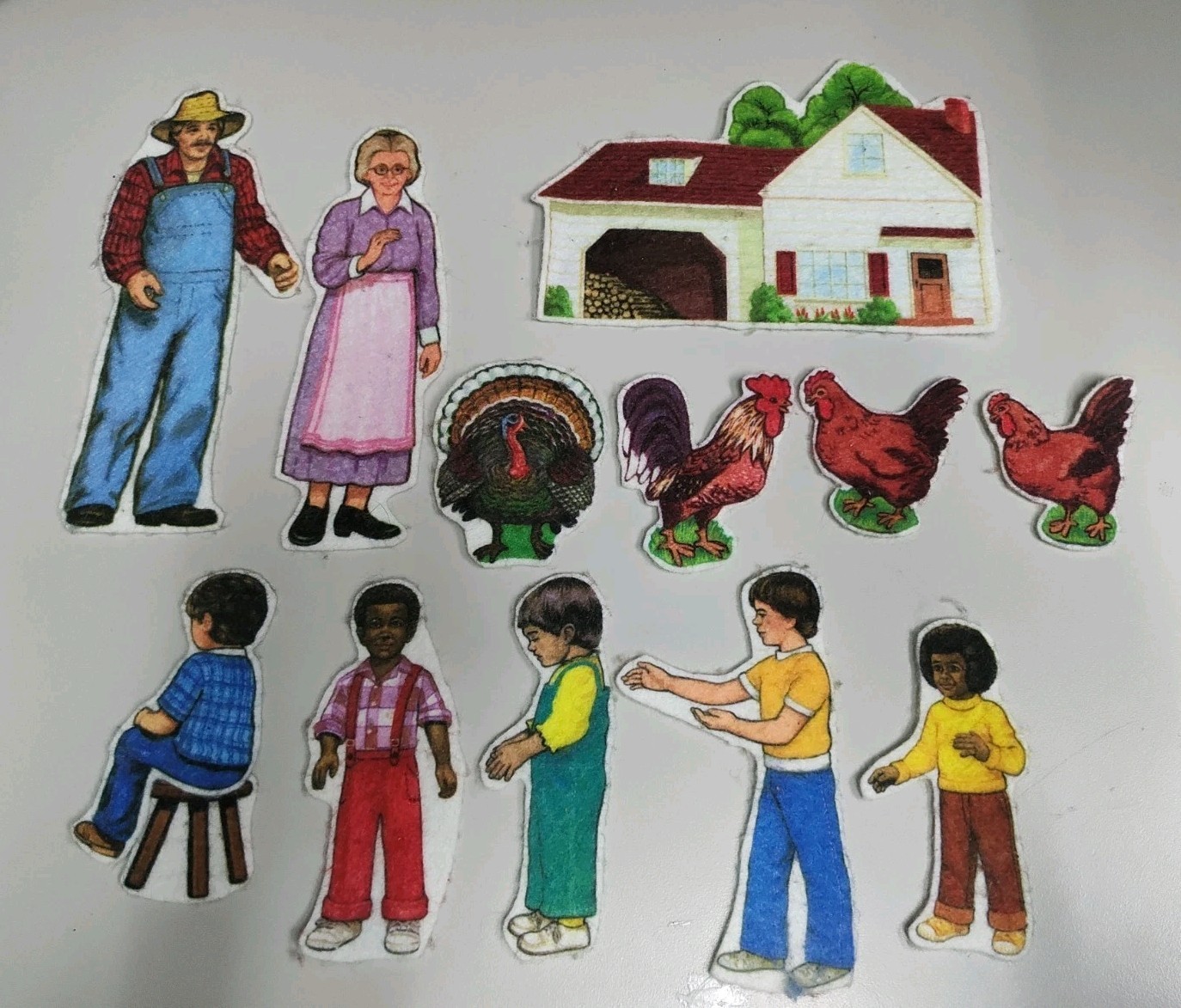 Felt Story Board Characters – Children – House – Chickens & Rooster – Mom & Dad