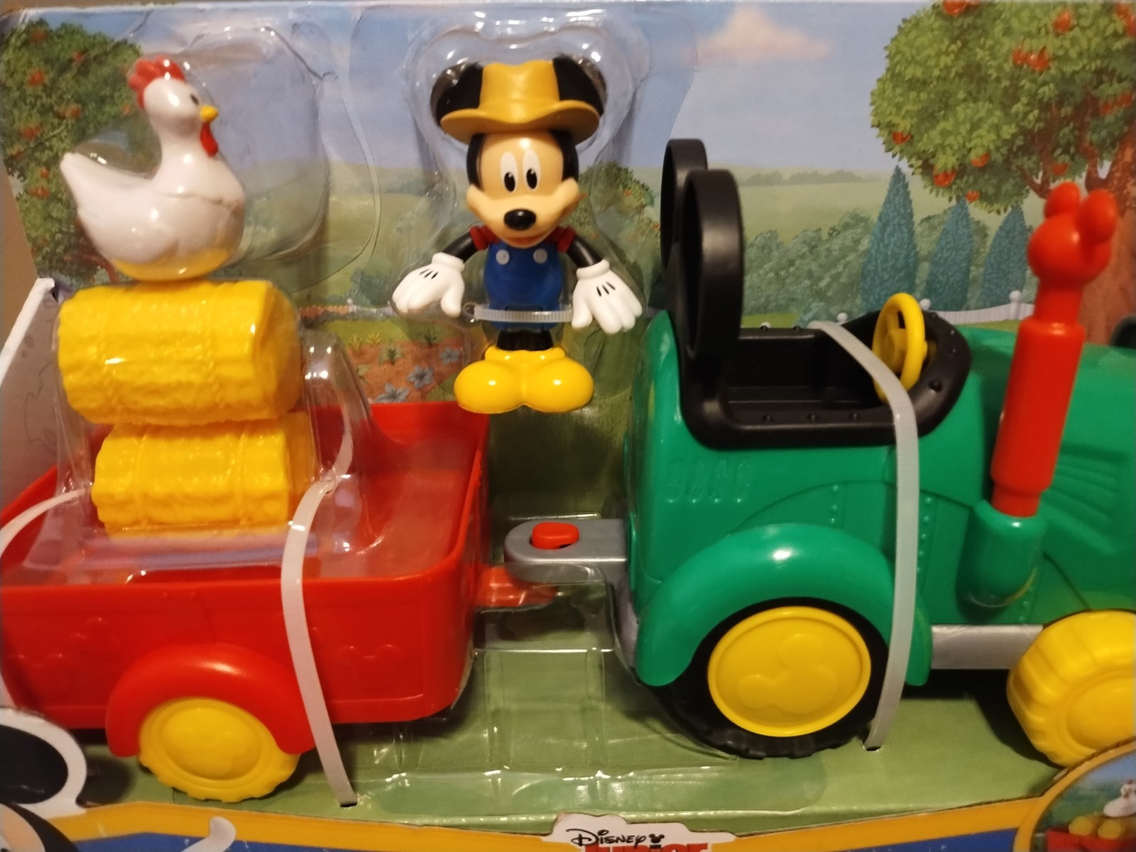 NEW Disney Junior Mickey Barnyard Fun Tractor