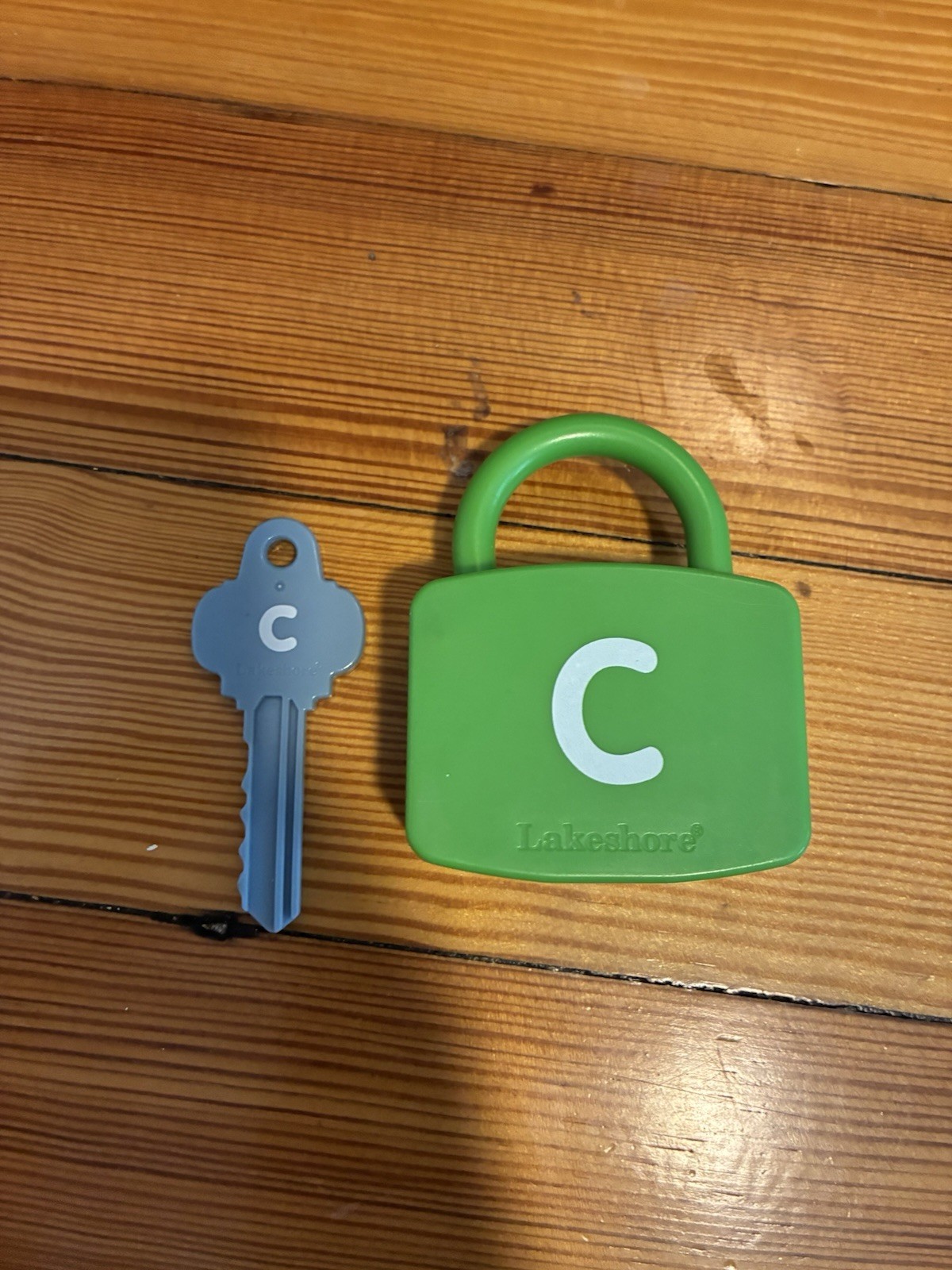 LAKESHORE – Letter C – UNLOCK IT ALPHABET MATCH Single LOCK KEY Replacement