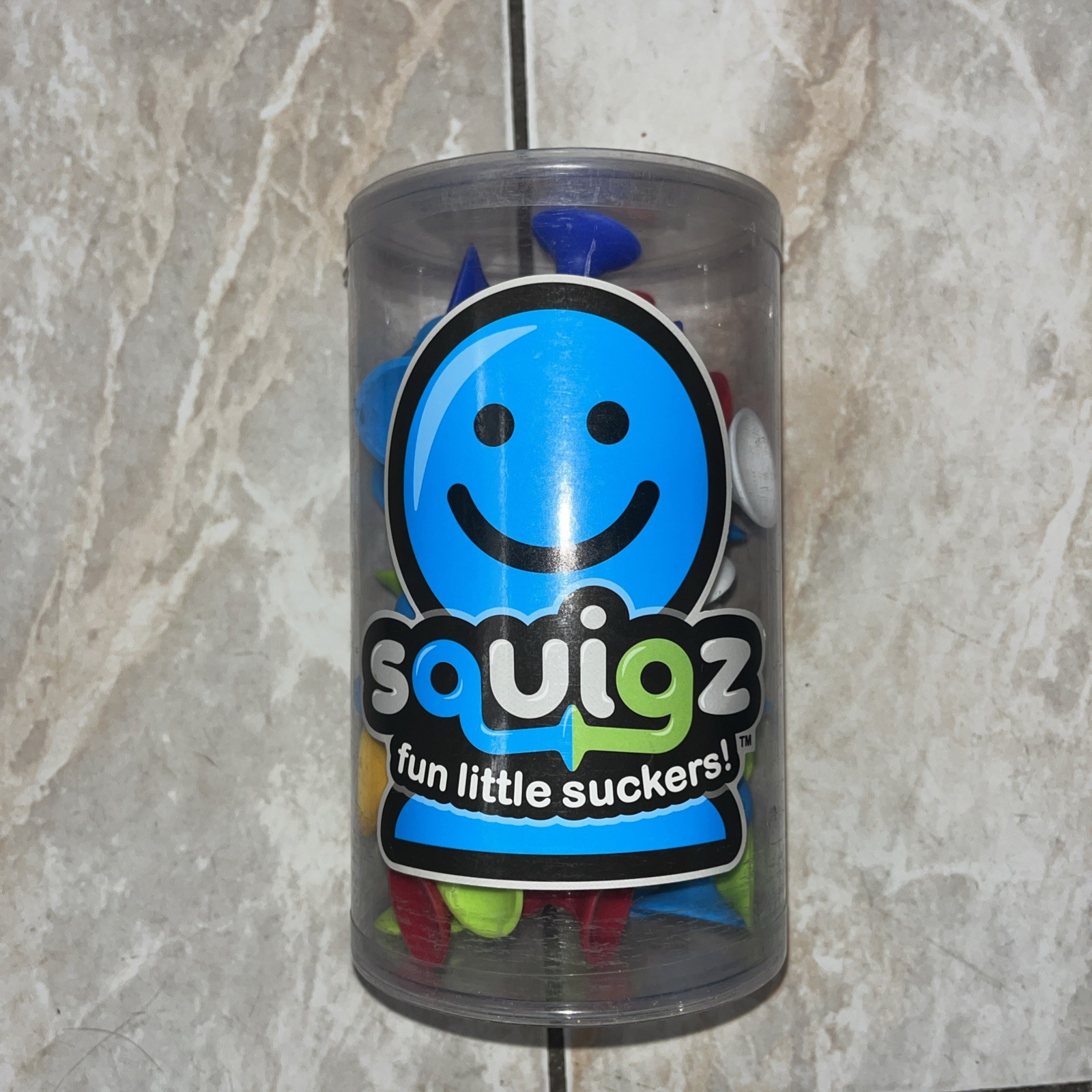 Squigz – Fun Little Suckers 24 Piece Starter Set Smart Toys