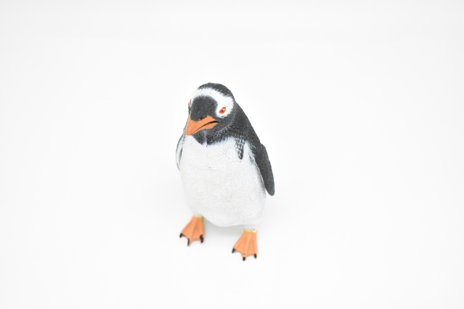 Penguin, Gentoo , Realistic Rubber Reproduction, Hand Painted Toy 4.5″ F3410