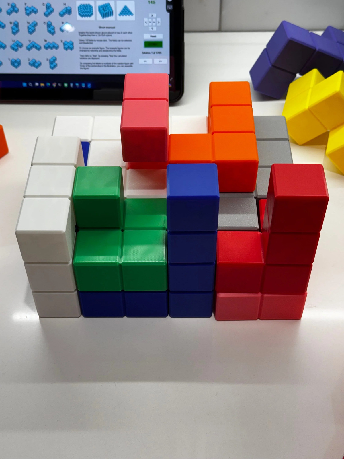 Dorian Cube Puzzle – 25 Unique Pentacube Pieces, 3D Brain Teaser, Fun and