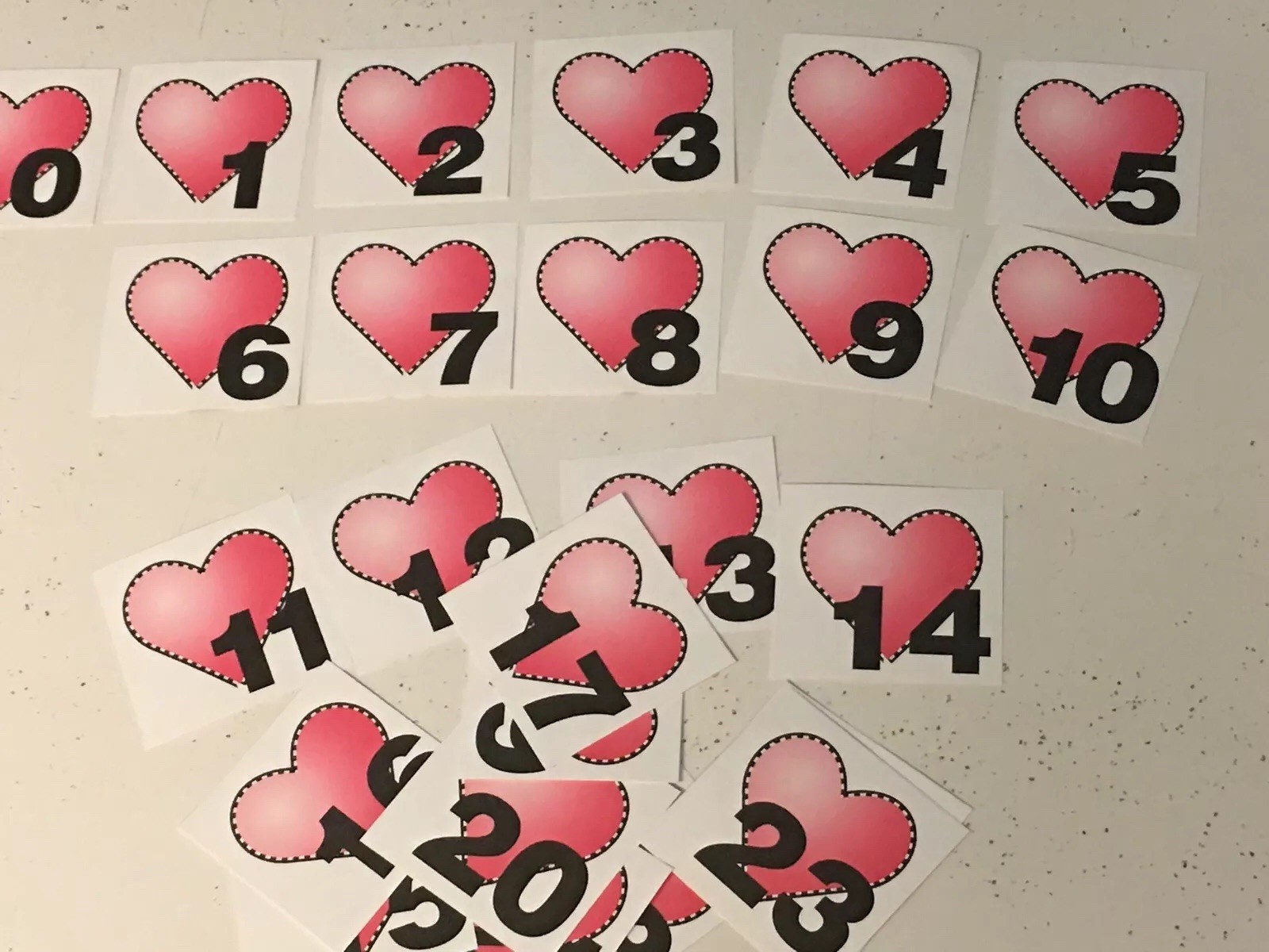 Heart Theme – 31 Laminated Calendar Squares + Blank Cards