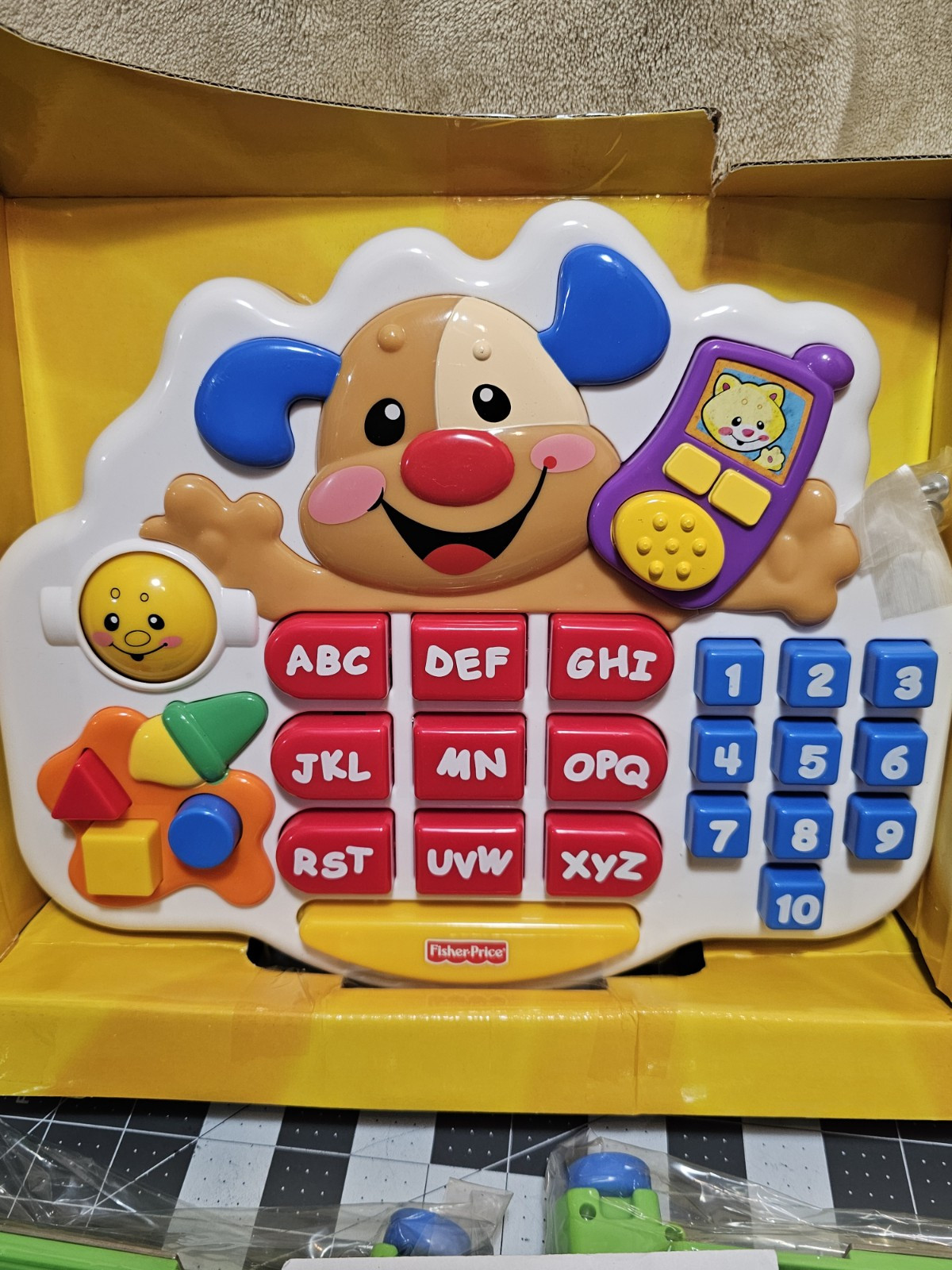 Fisher Price Computer Learning System 9- 36 Months New ABC Laugh Smile Learn