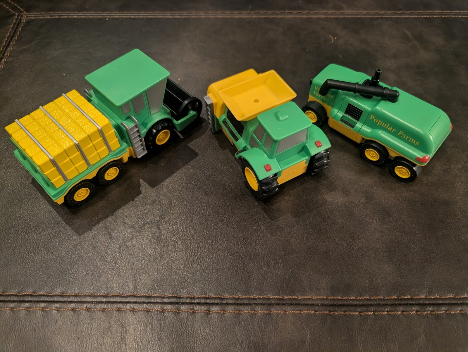 Popular Playthings Magnetic Mix or Match Farm Vehicles – Popular Farms
