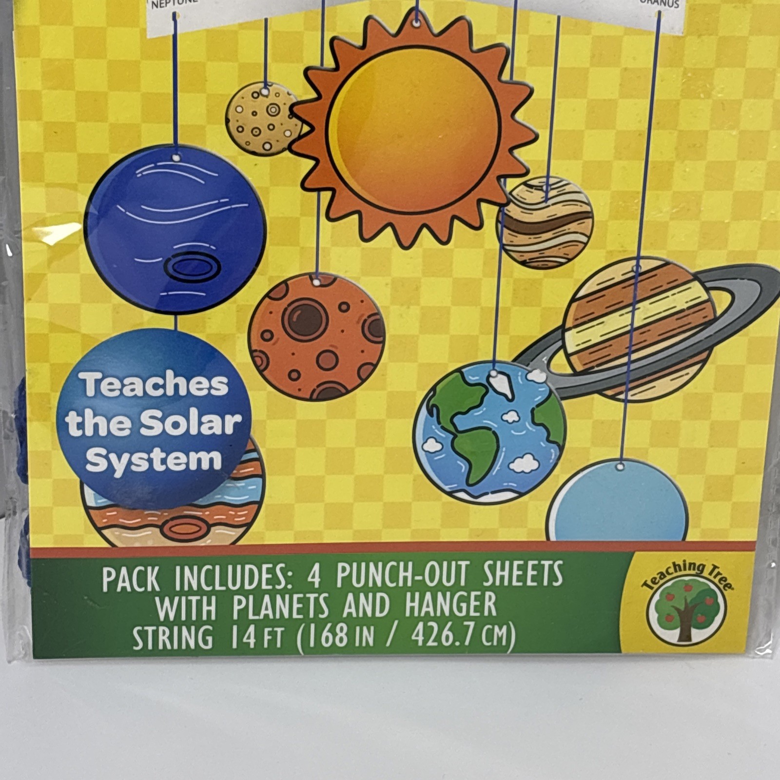 Crayola Color the Solar System Mobile Age 5+, Punch-Out w String