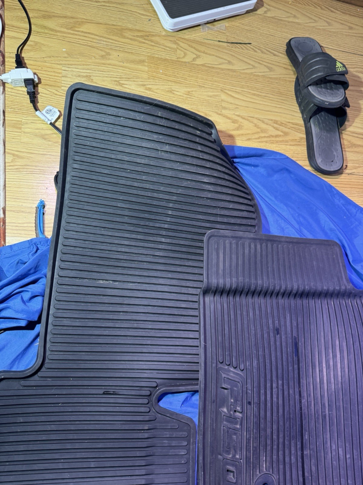 OEM FORD F-150 XLT SUPERCREW PLASTIC RUBBER FLOOR MATS 2008 4X4 MANUFACTURER