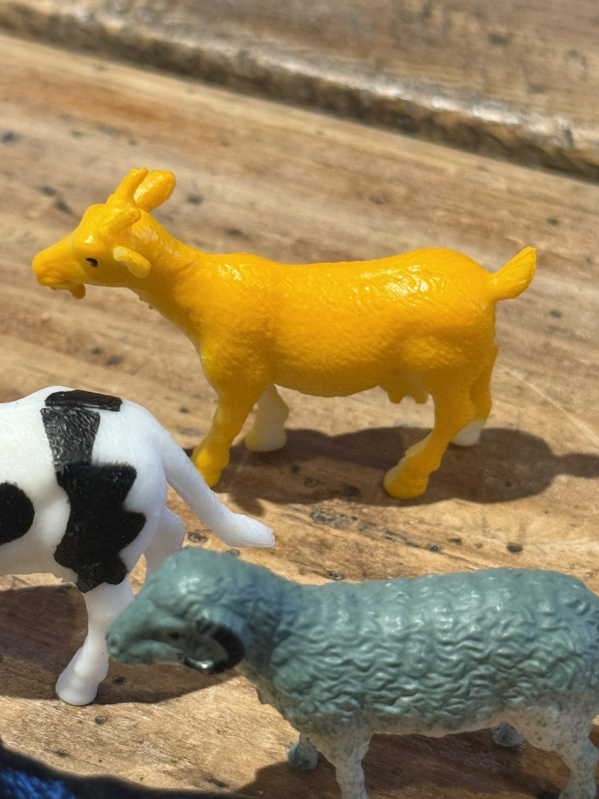 FARM ANIMALS~Set of 4~Plastic Toy Figurines 2” COW/DOG/GOAT/SHEEP