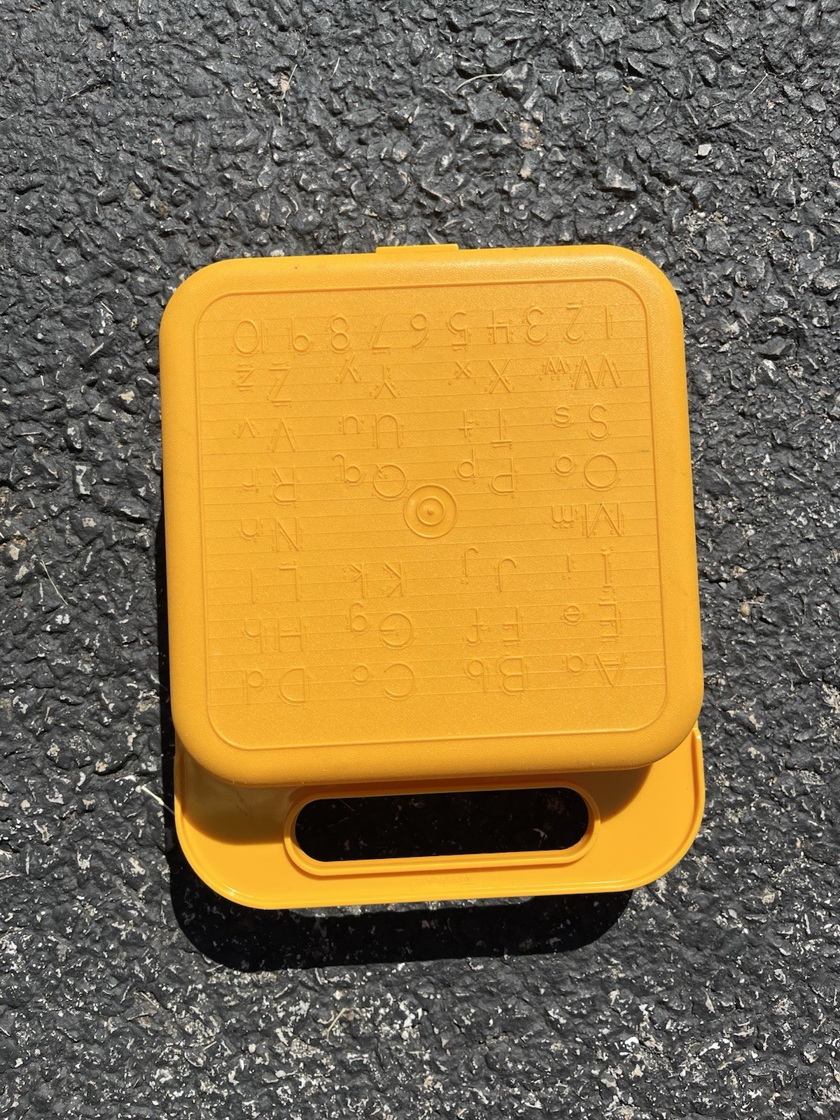 Vntg Tupperware Yellow Stencil Case Alphabet Rub Lunch Storage Carry Box Kids