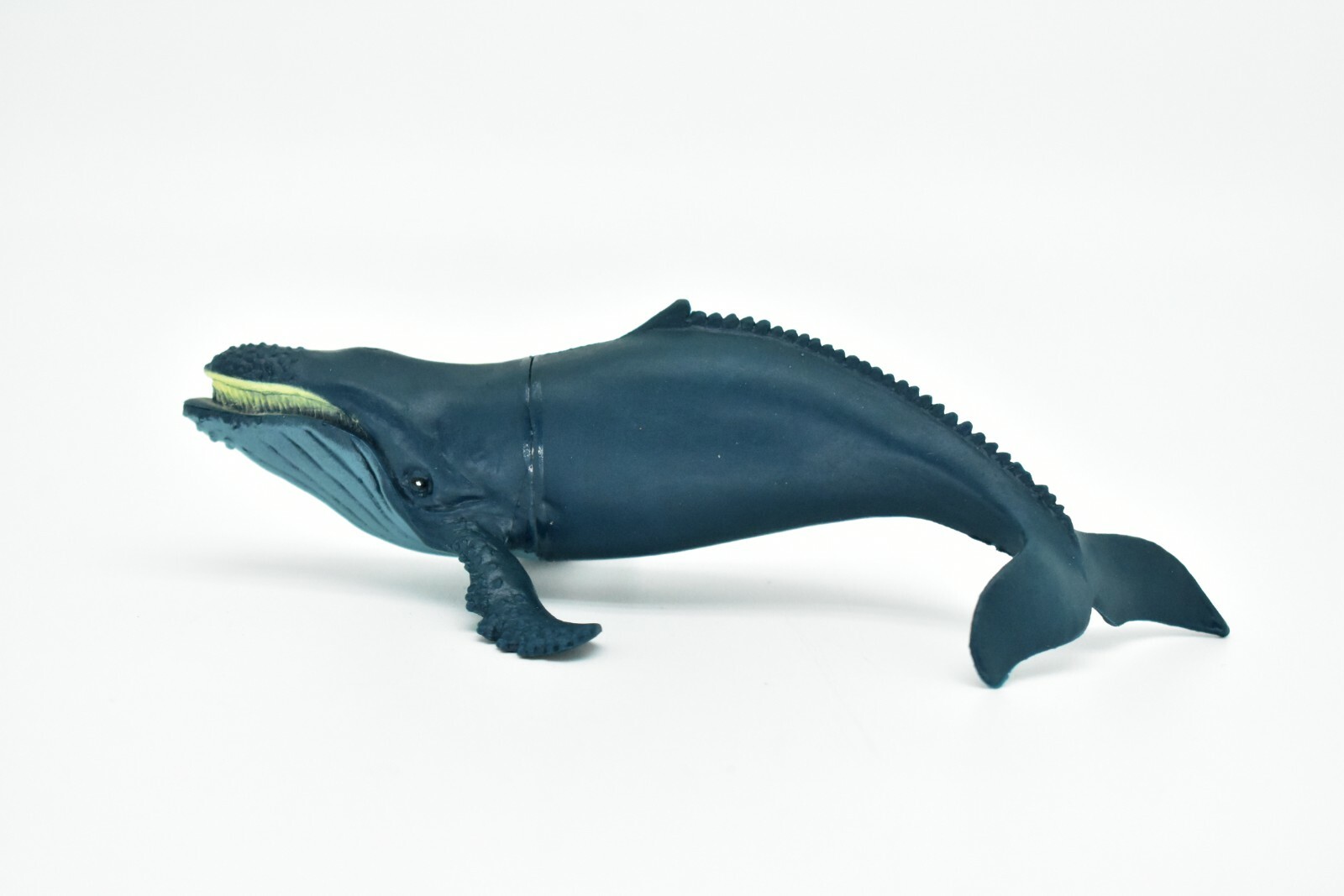 Humpback Whale, Very Nice Plastic Replica 6″ CWG91 B239