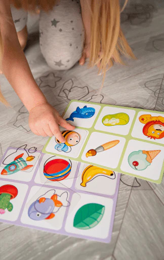 Transparent plastic Flash Cards outlines for toddlers age 3+