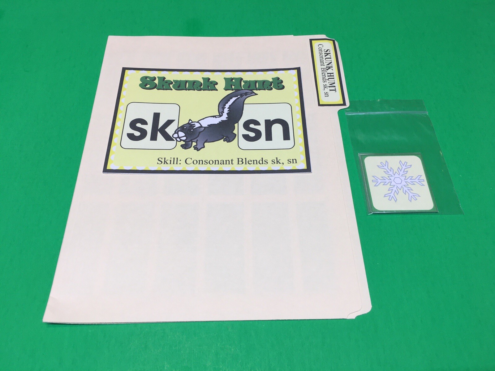 Skunk Hunt- Phonics Sn / Sk – DIY File Folder game – Printed / Uncut