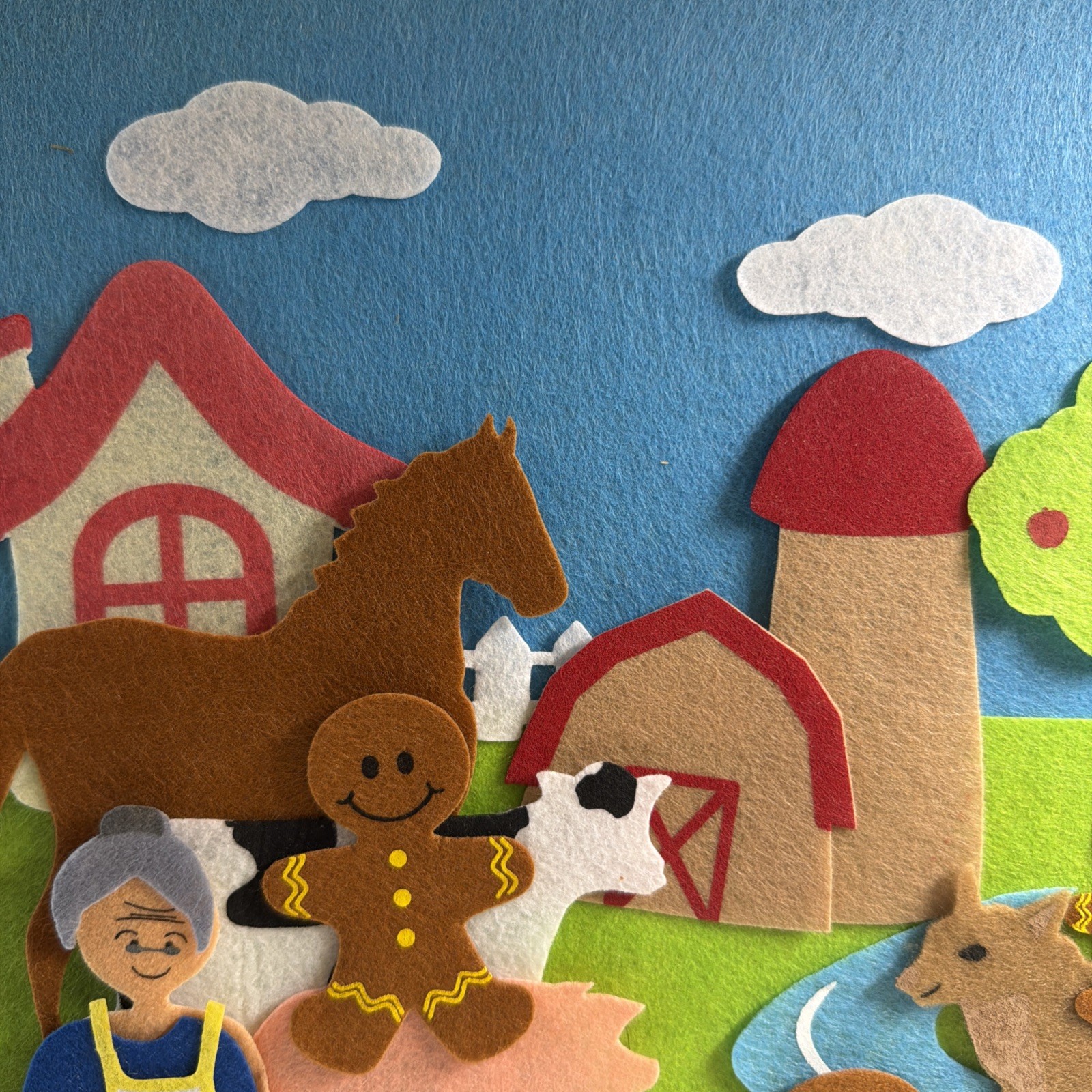 Felt Creations Hurricane Toys GINGERBREAD MAN Storyboard 46 Pieces