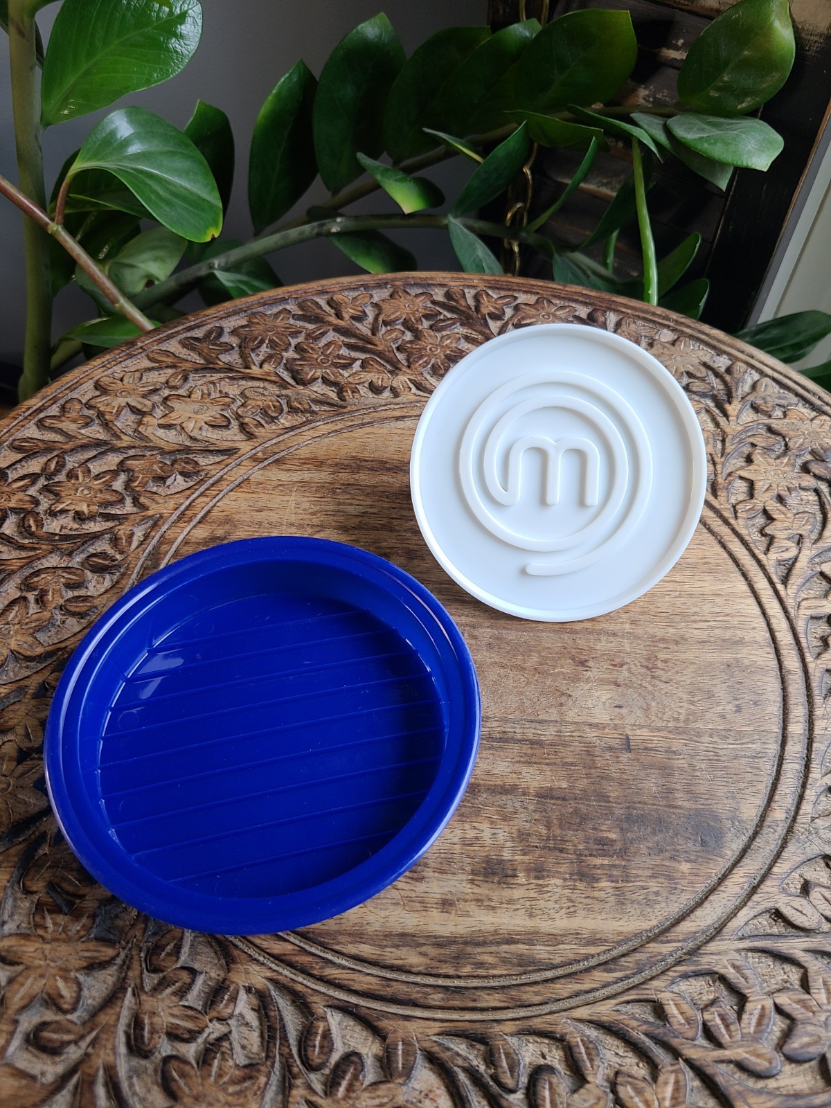 MasterChef Junior Burger Cooking Set Kids Kitchen Kit Recipe Cards Chef