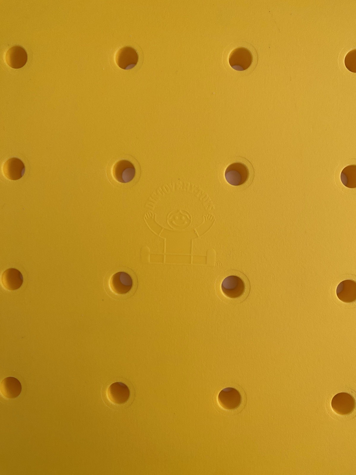 VTG 1980’s Discovery Toys Giant Pegboard Includes Extra Pegs AGES 18 MONS+ *READ