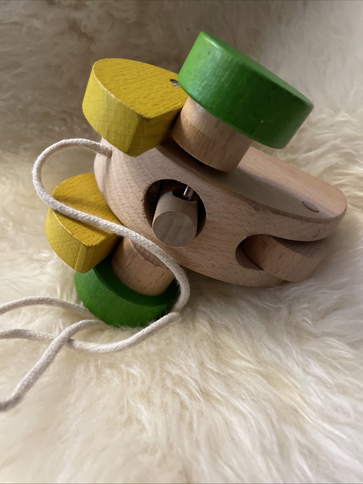 2009 Everearth Pull Along YELLOW DUCK Wooden Toddler/Baby Toy Ever Earth